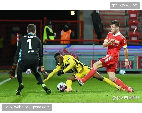 德甲伤病潮影响阵容深度，勒沃库森轮换效率受关注